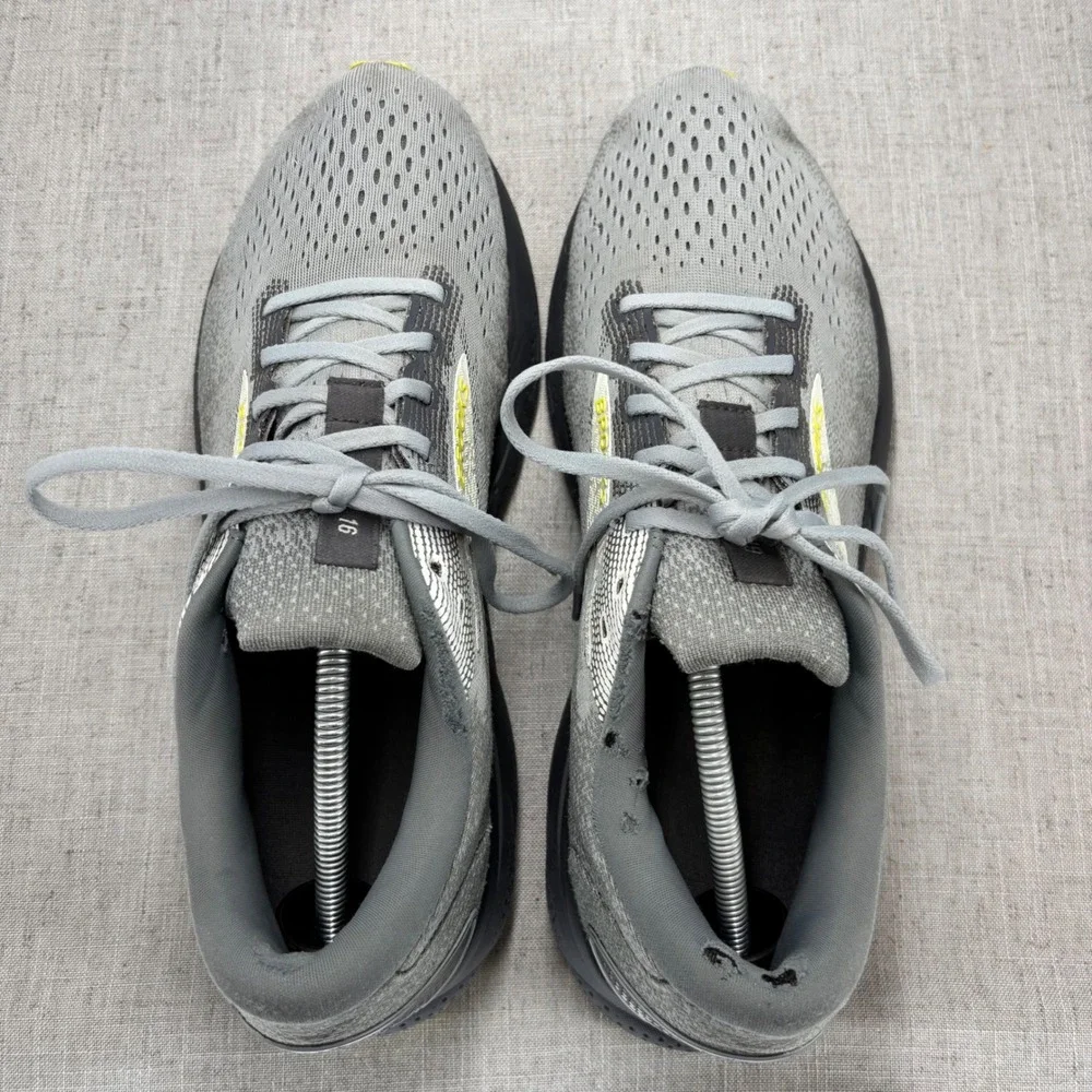 Brooks Ghost 14 Mens Running Shoes Grey Black Yellow Size 12 Low Top Sneakers